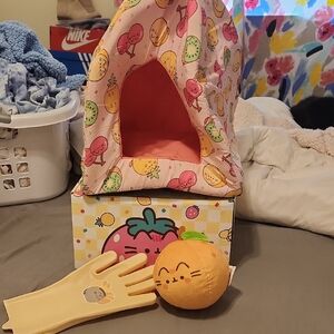 Pusheen Summer 2024 Cat Kit Like New